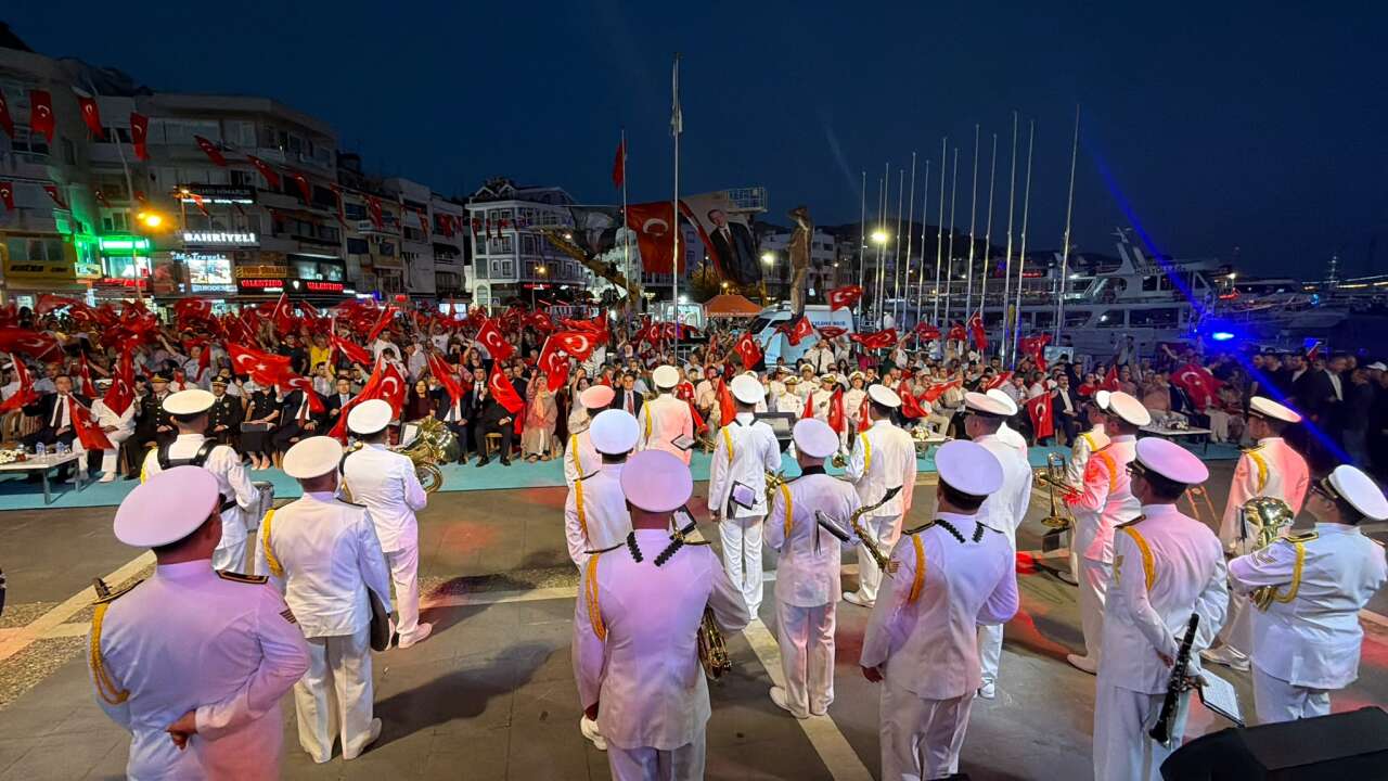 Marmaris’te 15 Temmuz Demokrasi ve Milli Birlik Günü Coşkuyla Anıldı 3